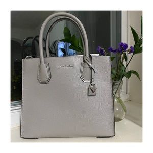 ❗️SOLD❗️🔹Michael Kors purse🔹